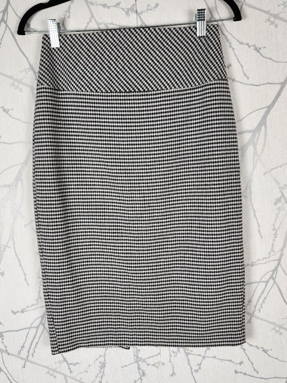 Express Houndstooth Print Knee Length Pencil Skirt